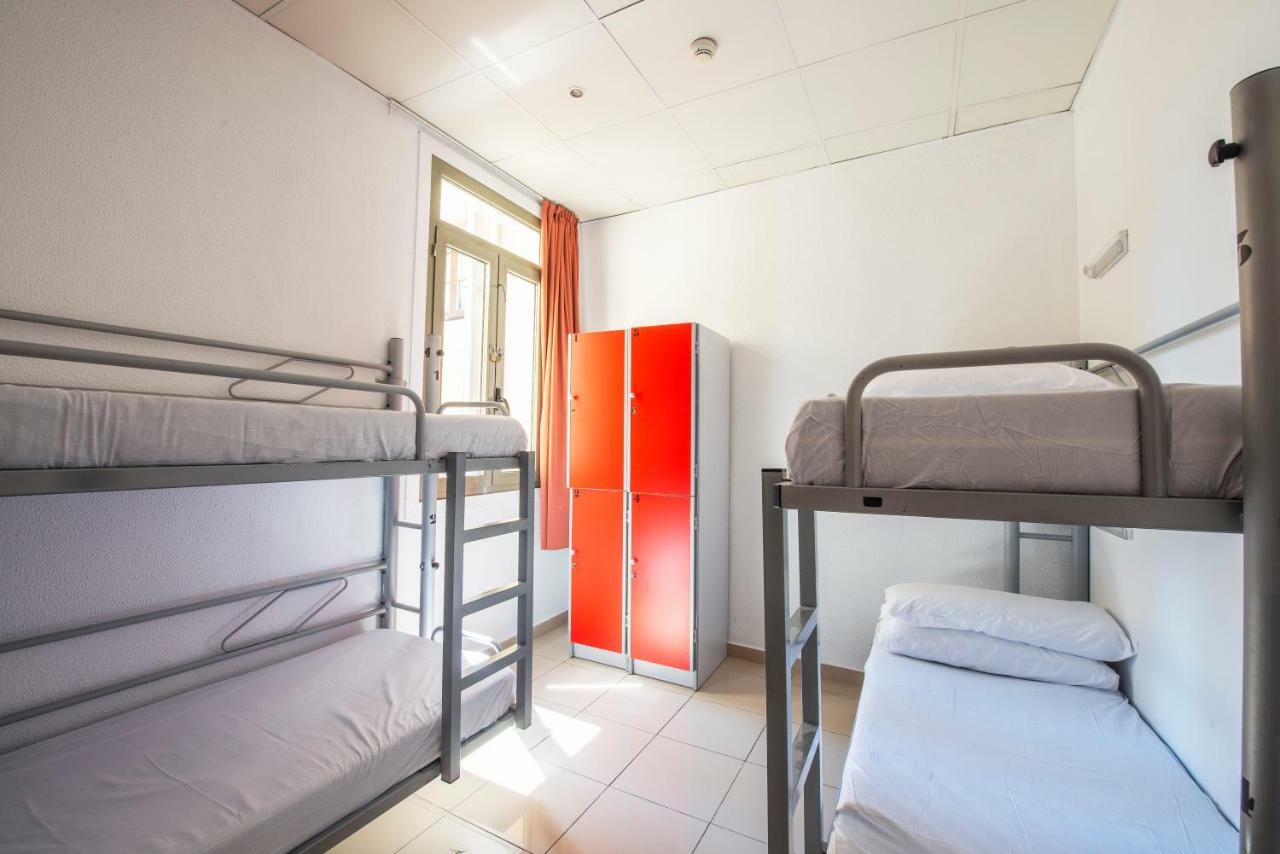 Safestay Barcelona Passeig De Gracia (Adults Only) מראה חיצוני תמונה