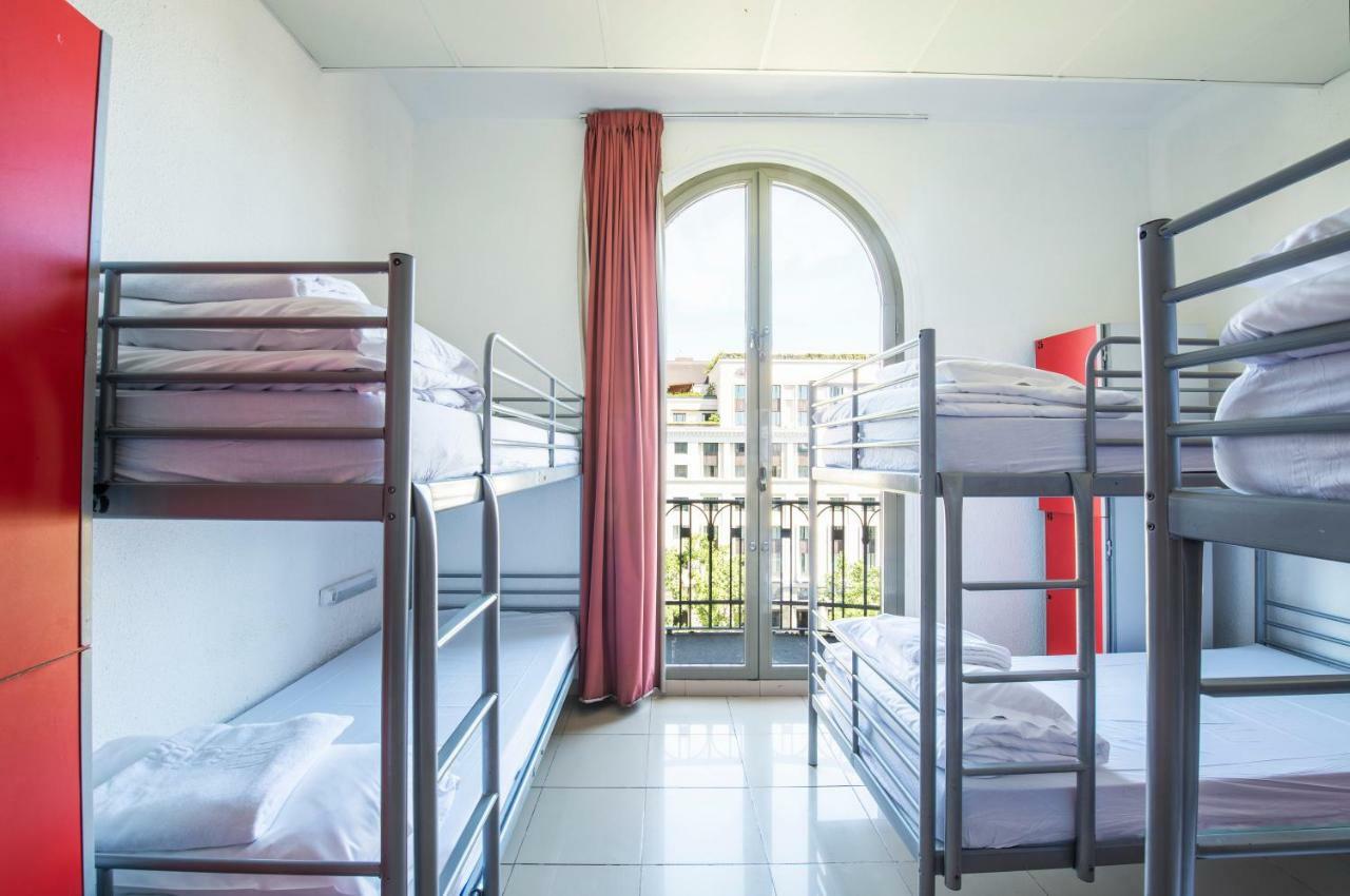 Safestay Barcelona Passeig De Gracia (Adults Only) מראה חיצוני תמונה