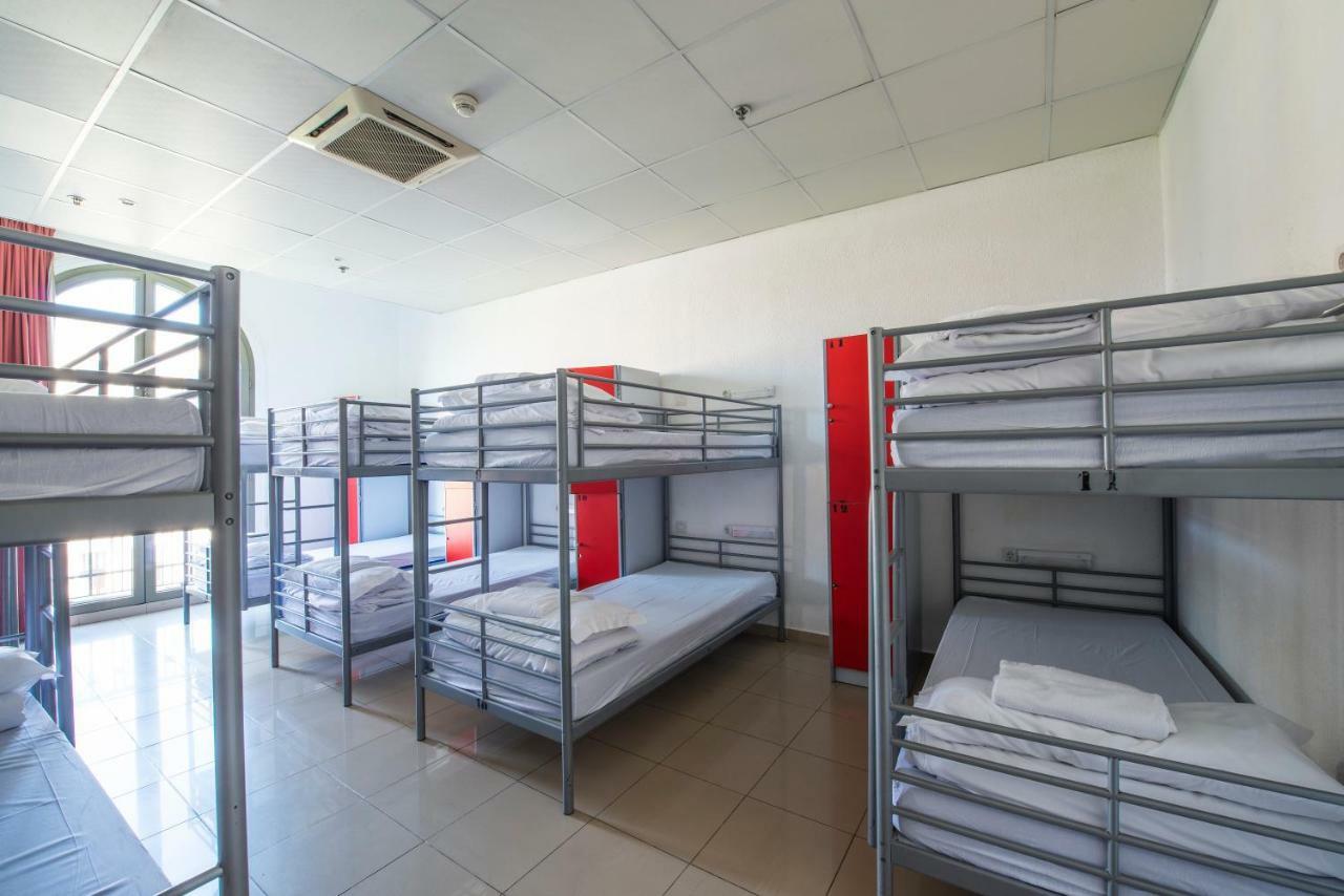 Safestay Barcelona Passeig De Gracia (Adults Only) מראה חיצוני תמונה