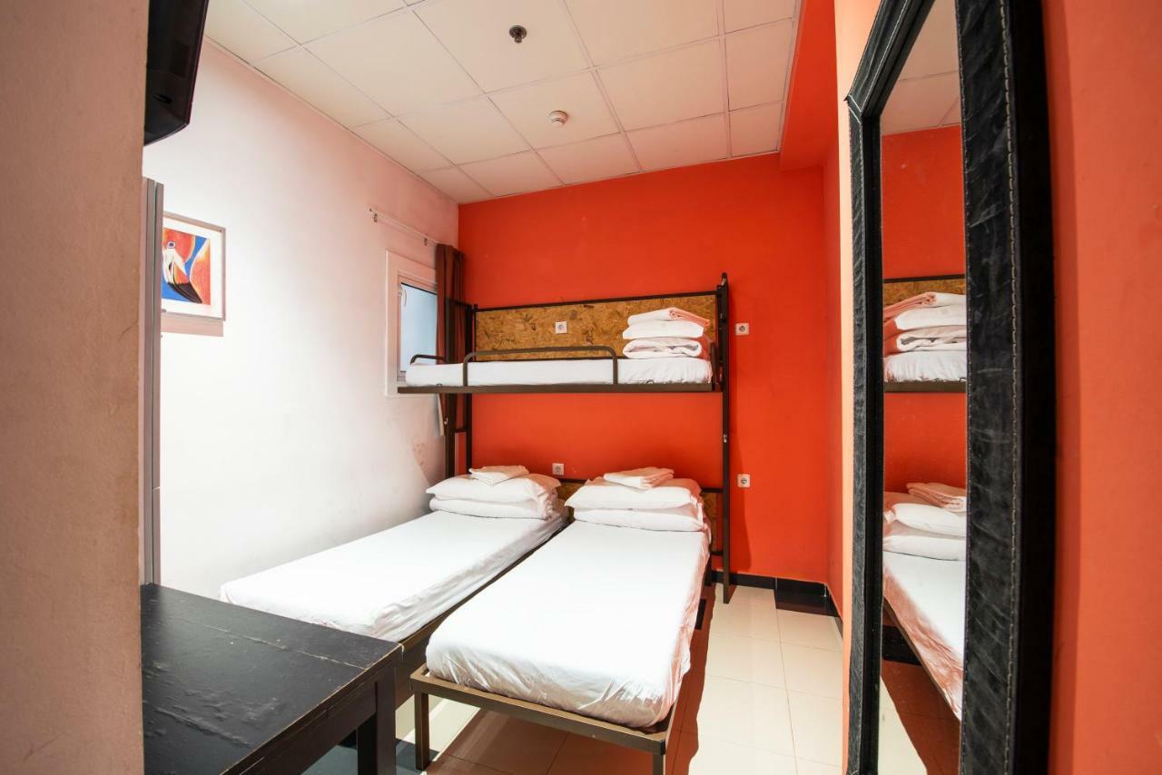 Safestay Barcelona Passeig De Gracia (Adults Only) מראה חיצוני תמונה