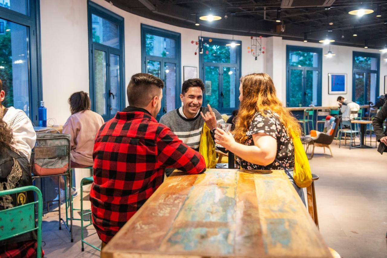 Safestay Barcelona Passeig De Gracia (Adults Only) מראה חיצוני תמונה